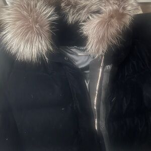 Elie Tahari extra long velvet puffer jacket parka M